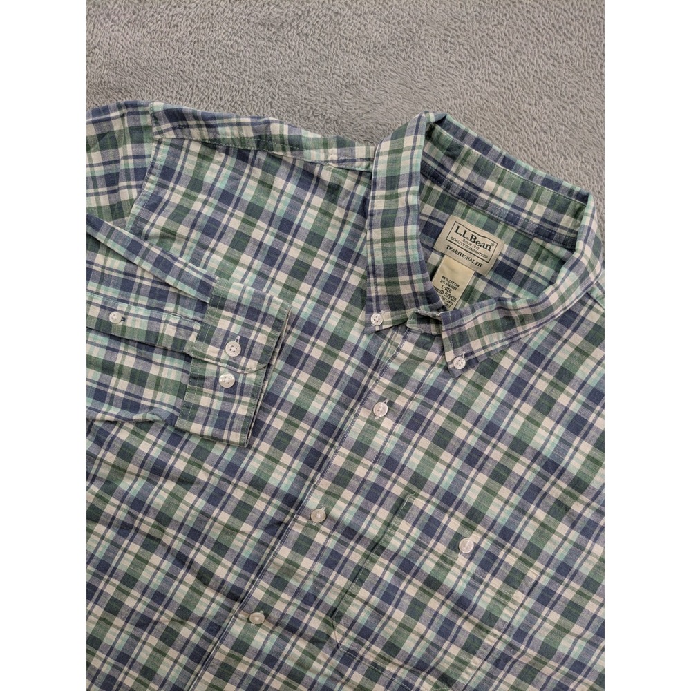 LL Bean Mens Traditional Fit Plaid Button Down Shirt Green Blue L-Reg 515120
